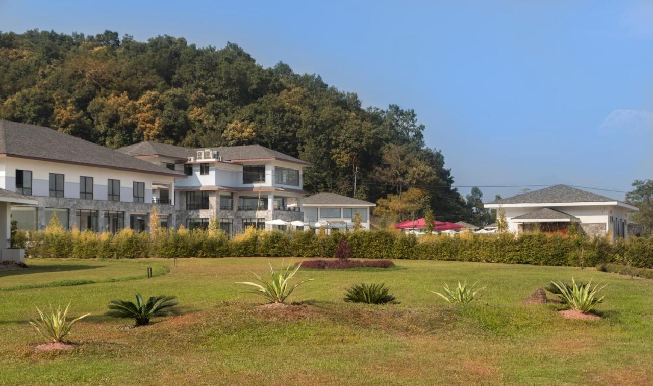 Mountain Glory Forest Resort Pokhara Eksteriør billede